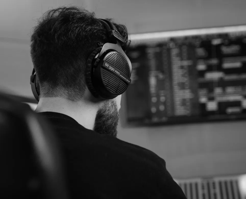 beyerdynamic DT990PRO BLACKEDITION 80Ω beyerdynamic DT 990 Pro 80 Ohm Noir Limited Edition, Casque de